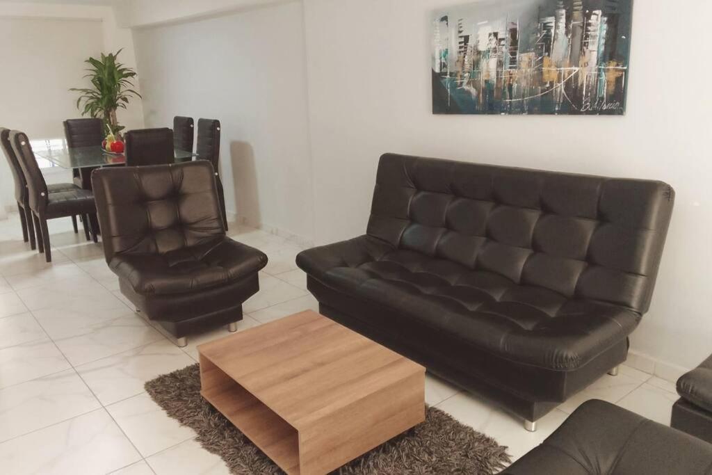 Guest Friendly Boutique House In Great Location *